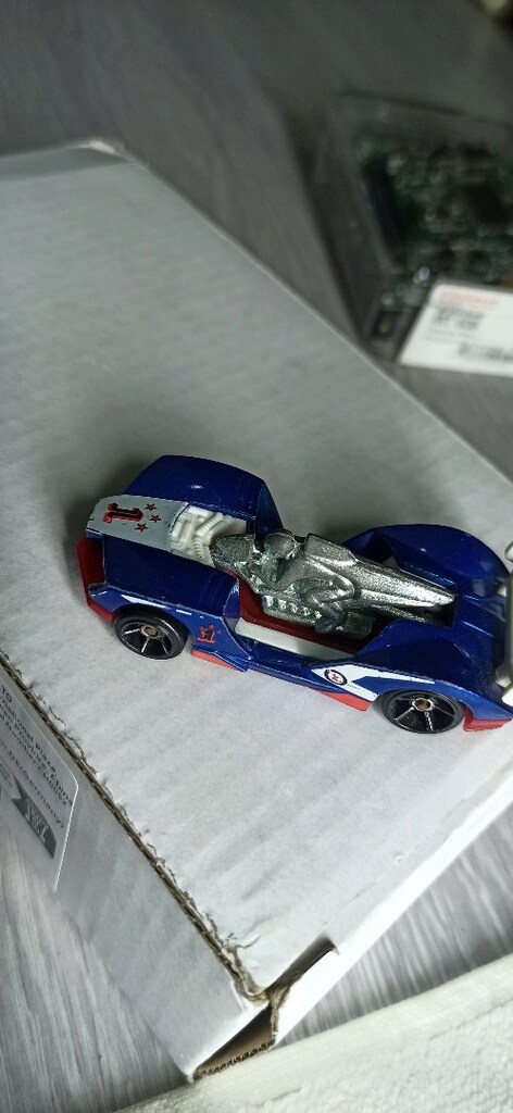 Hot Wheels İmparable 2011 - 3