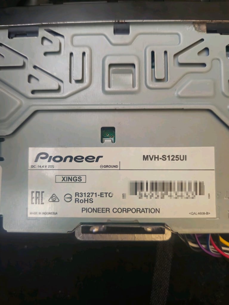 Pioneer MVH-S125UI - 5