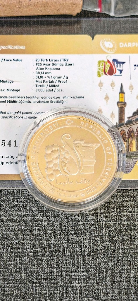 Ayşe Hafsa Valide Sultan 500 Yıl Hatıra Parası Gümüş Üzeri ALTIN Kaplı - 2