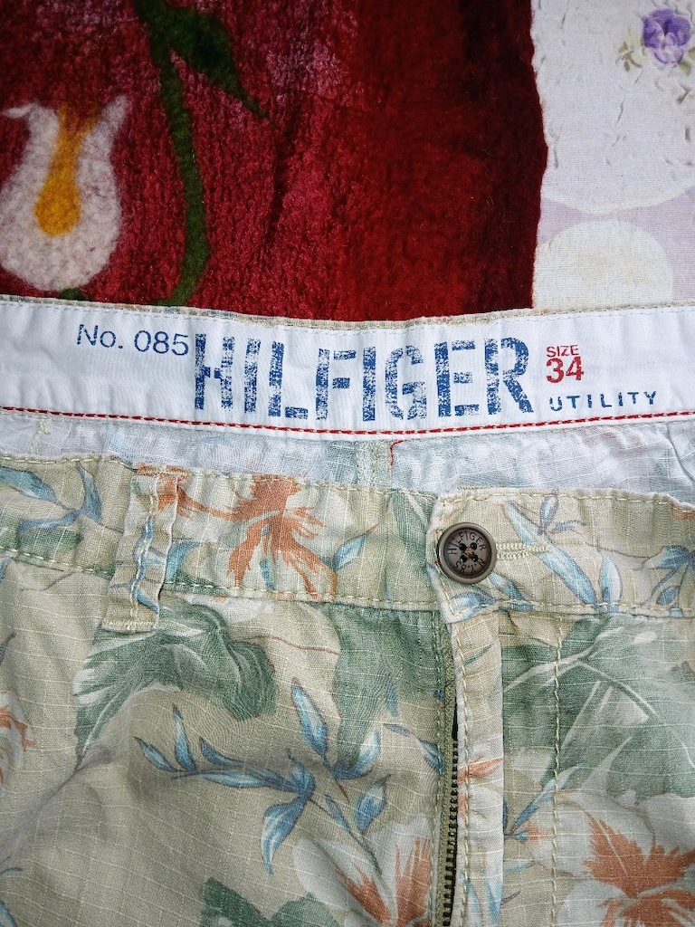 TOMMY HILFIGER DESENLI BERMUDA 34 - 6