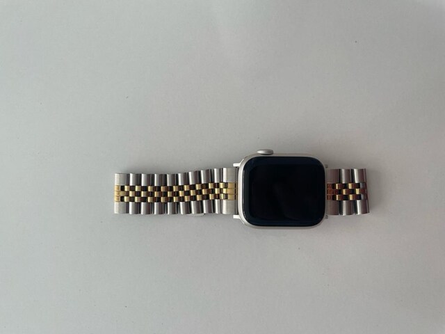 SIFIR AYARINDA Apple Watch Series 9 - 41 mm Yıldız Işığı (Starlight)