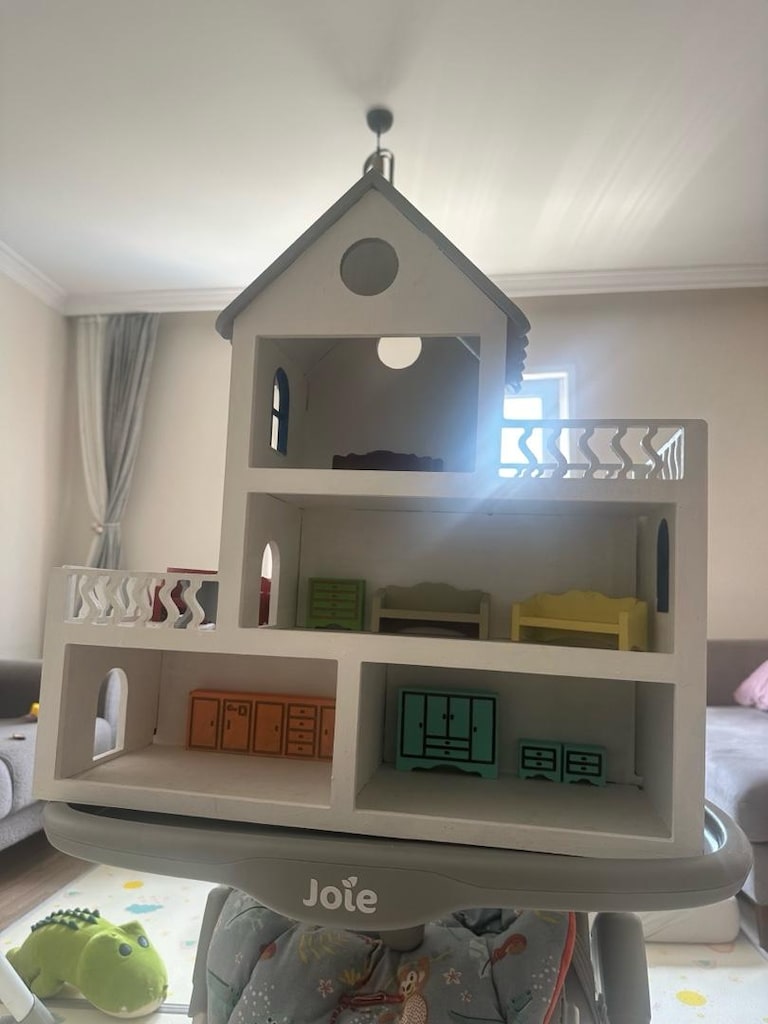 AHŞAP OYUNCAK BEBEK EVİ - 2