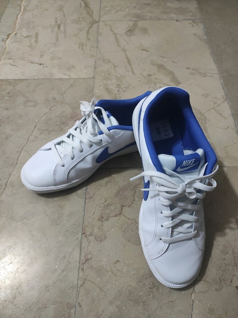 Nike Beyaz/Mavi Spor Ayakkabı – 41 Numara – Temiz Durumda - 4