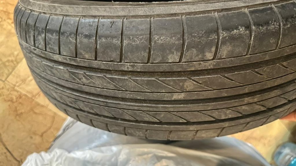 Yokohama 185 60 r15 lastik Az kullanılmış - 4