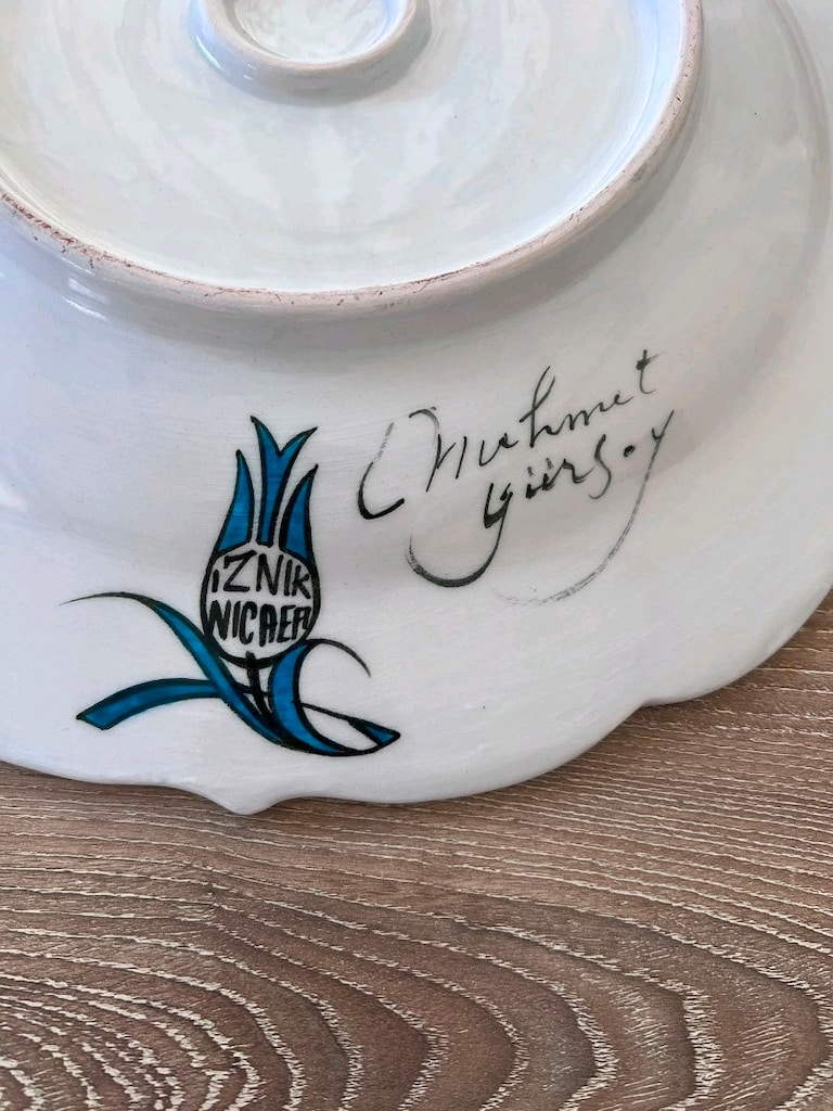 Mehmet Gürsoy İmzalı, Orijinal İznik Çinisi Kalyon Tabak (31 cm) - 4