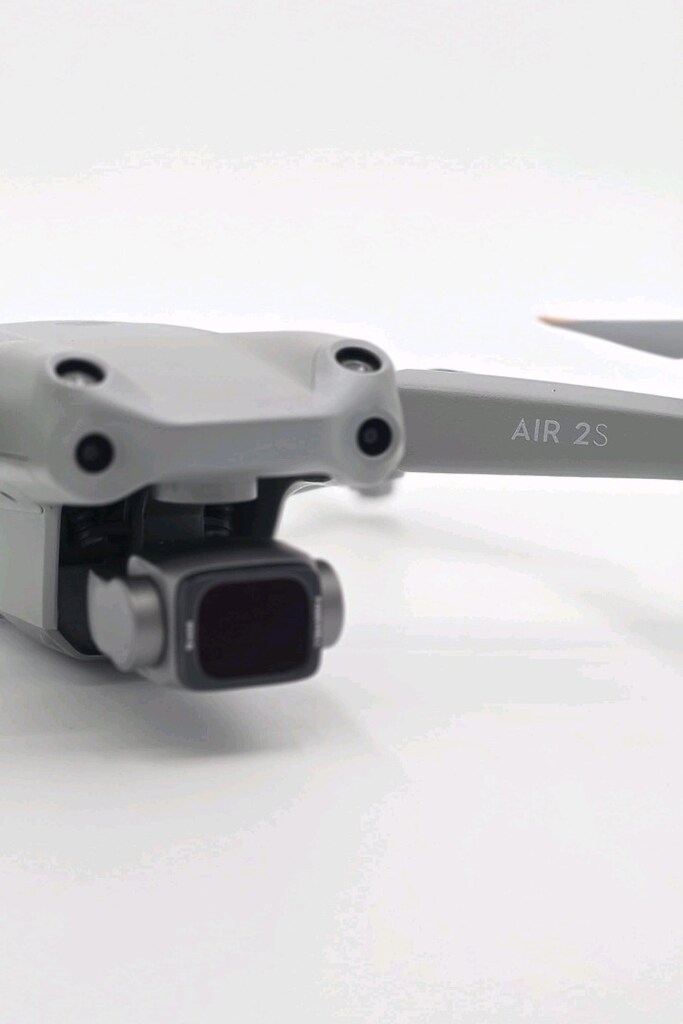 DJI Air 2S Fly More Combo - 10