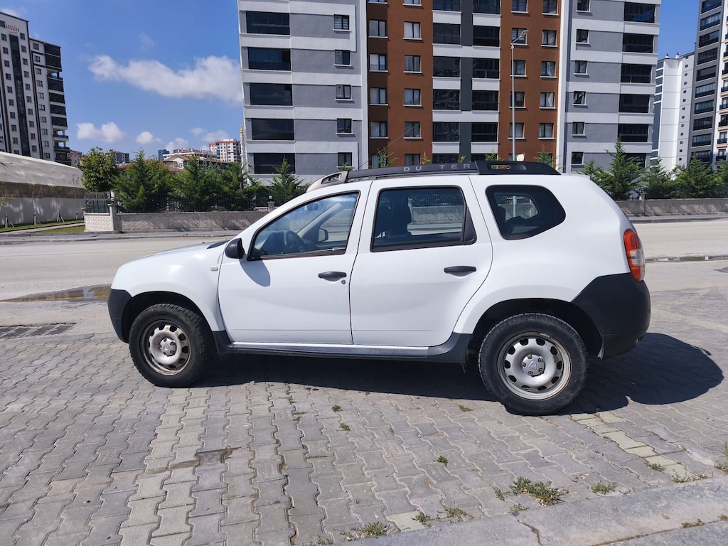 Dacia Duster Ambiance 4x4 2017 model - 3