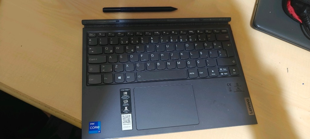 Lenovo 2K Dokunmatik Ayrılabilir Laptop 13.3 inç - 3