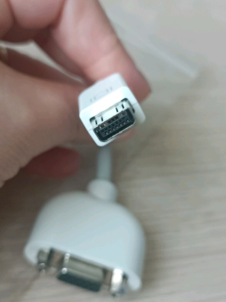 Apple-mini display-vga adaptör - 3