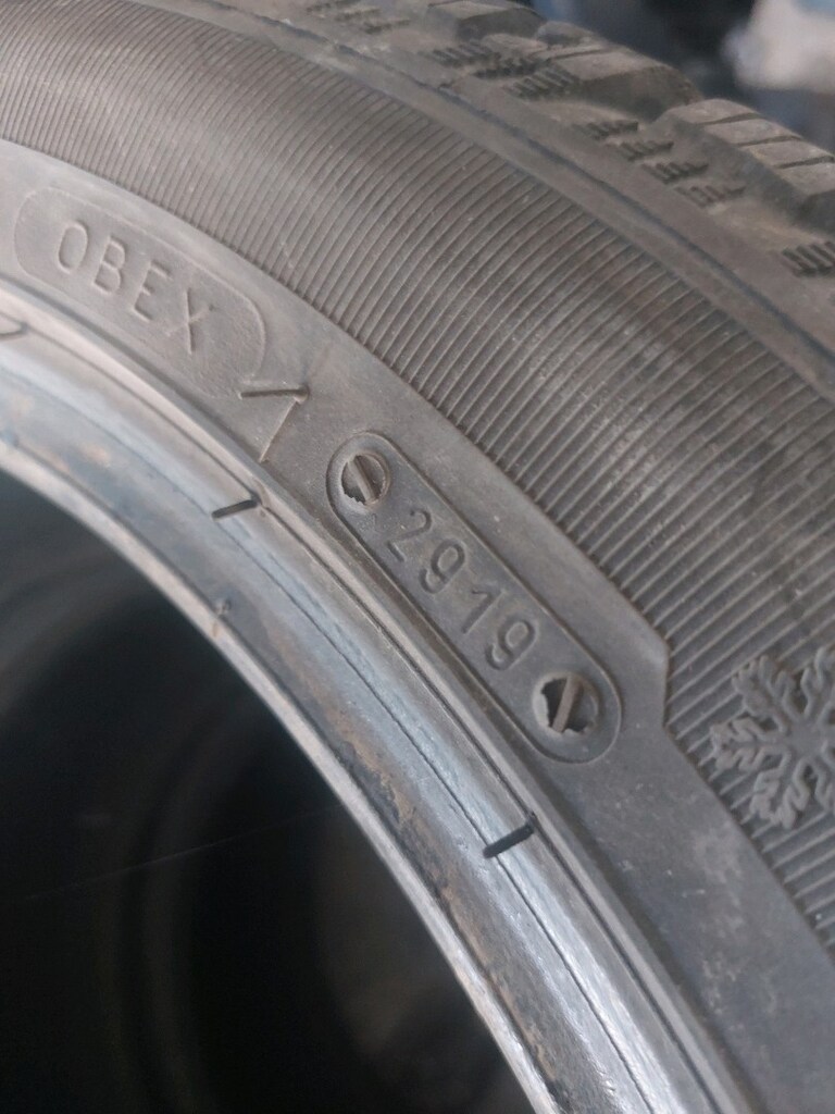 4 adet 225/45R17 94H TIGAR - 4
