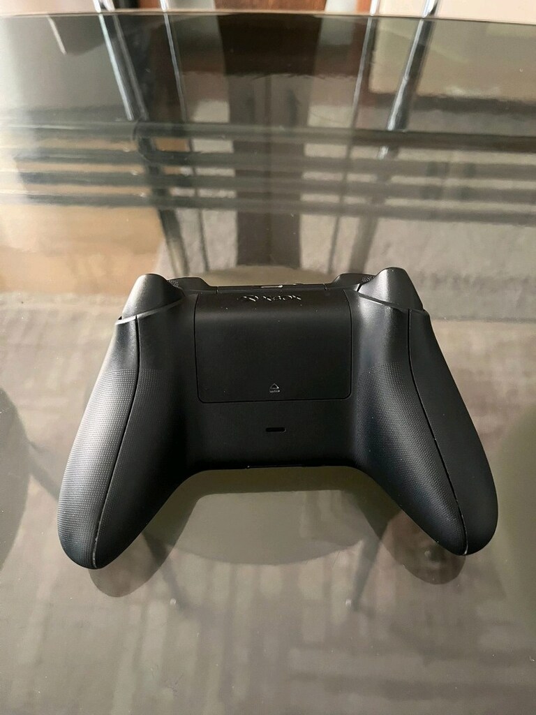 Xbox 9. Nesil Oyun Kolu Kutulu - 9