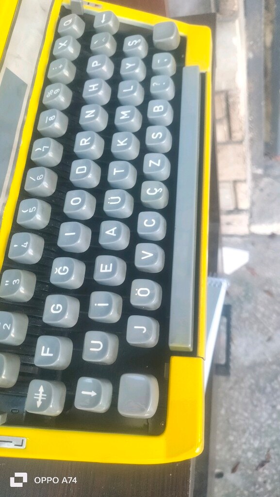 Retro Çantalı Daktilo - 2
