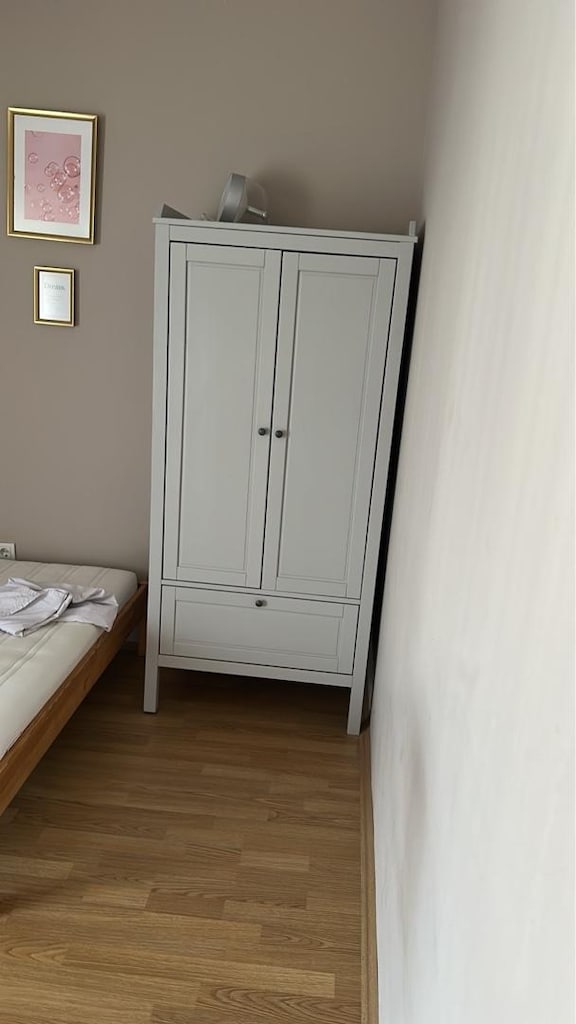 ikea sundvik gardrop, ikea sundvik karyola ile satılık - 2