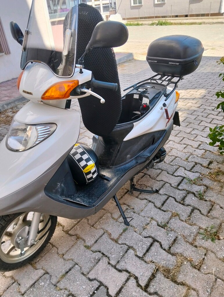 Honda Fizy - 4