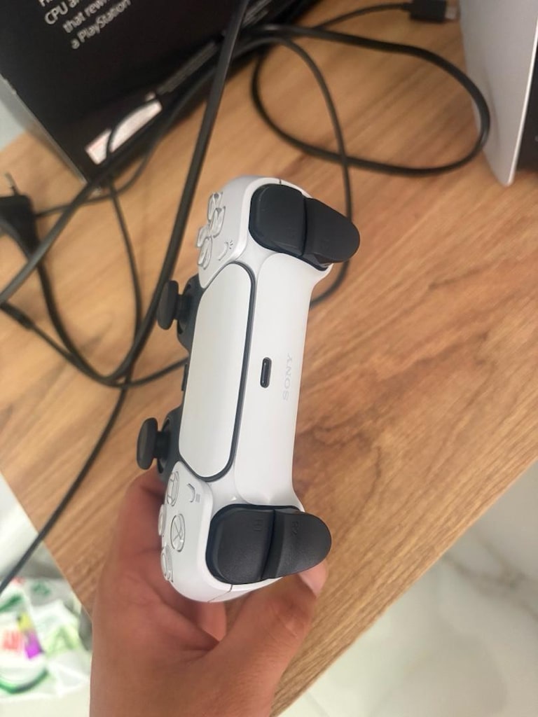 ps 5 slım