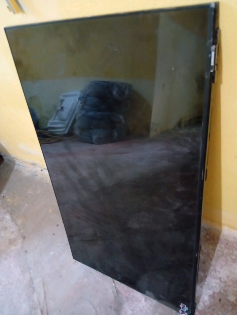 Samsung TV kırık çalışmıyor parça için alınır - 2