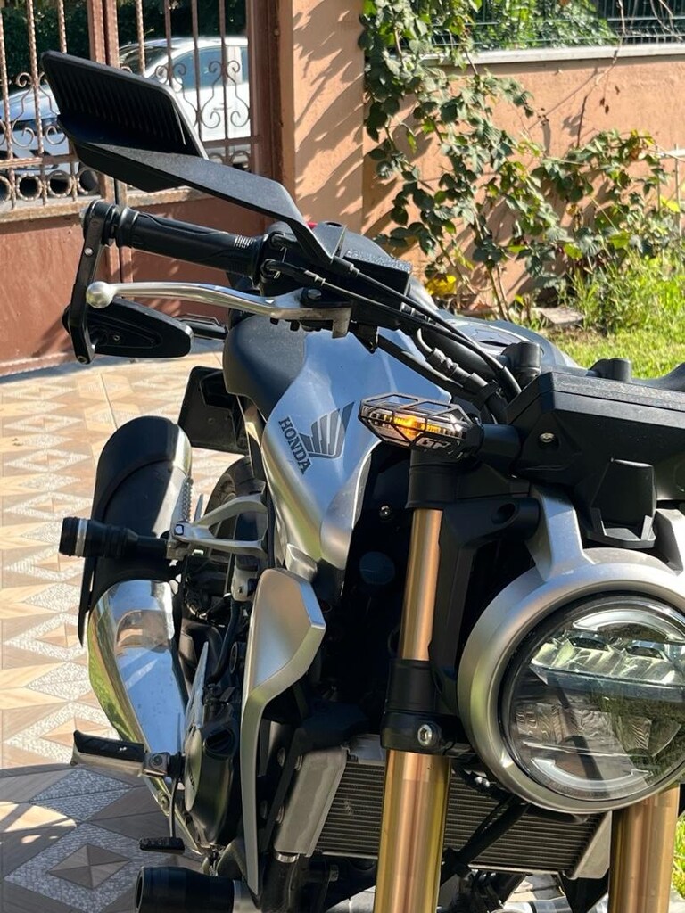 6.000 km'de temiz, kazasız Honda CB250R, ekstralı ve bakımlı. - 13