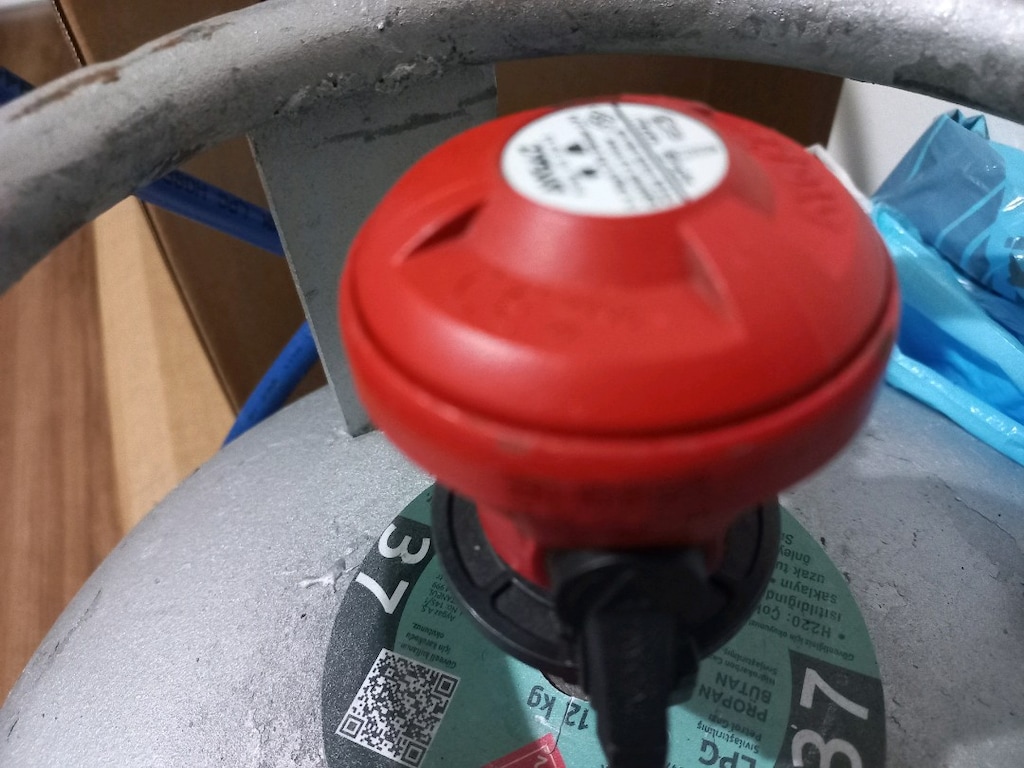 1 Yıllık Orijinal Emniyetli Aygaz Dedantörlü 12 KG Boş Tüp Seti (Beyko - 4