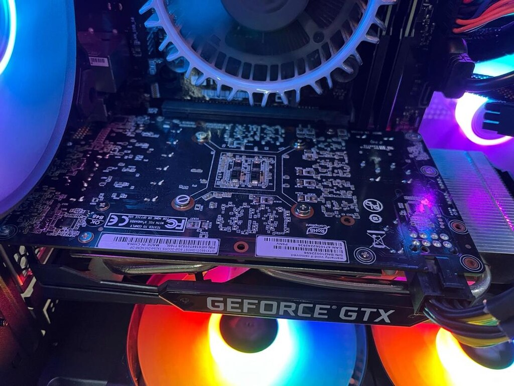 Sıfır Oyun Canvarı temiz i5 12400f 16 gb GTx 1660ti 6 gb 192bit - 6