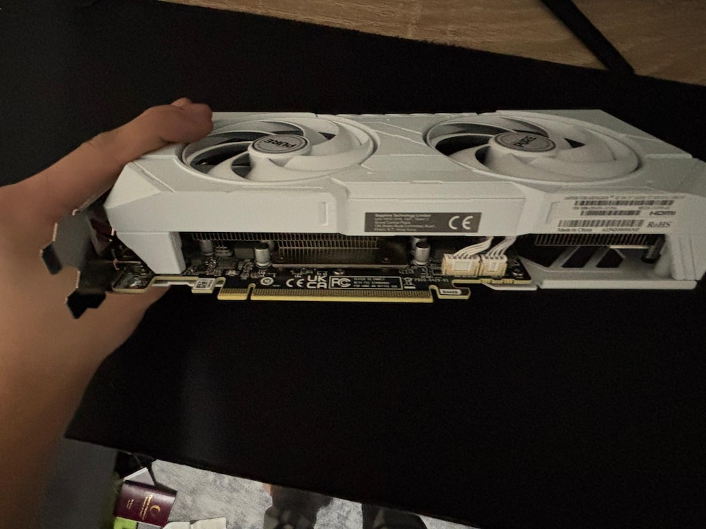 Kutulu Faturalı BEYAZ 17 Ay Garantili RX 9060XT 16GB - 3