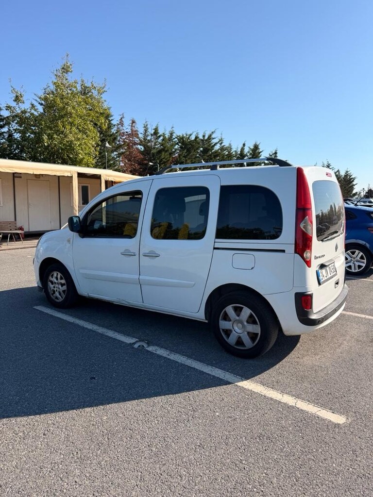 RENAULT KANGOO 1.5 DCI 2012 model - 263.000km orj. - 5