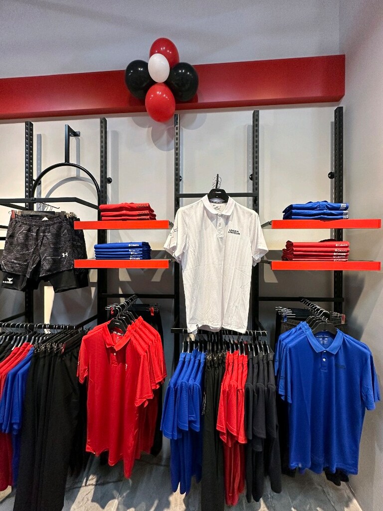 mağaza rafları komple satılıktır 300m2 - 7