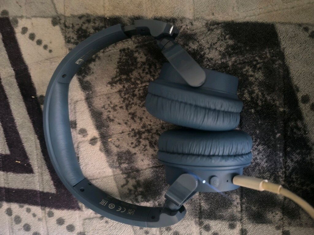 Philips Kulak Üstü Bluetooth Kulaklık - 2