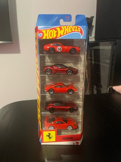 Hot Wheels Ferrari SET