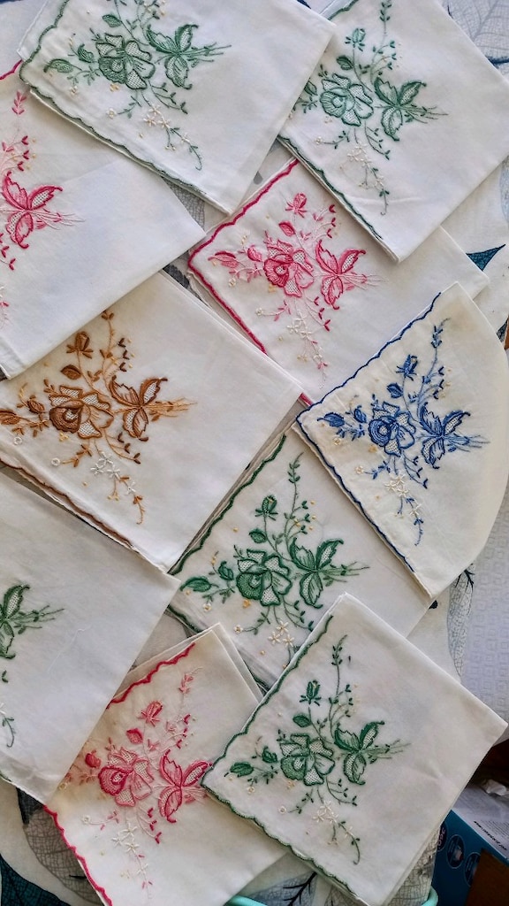 Nakisli vintage mendiller