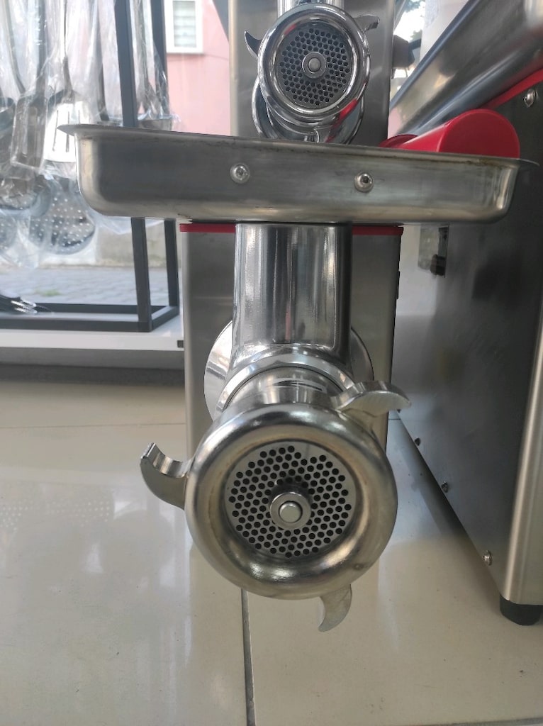 Kıyma Makinesi 22lik 220V Boğaziçi marka - 2