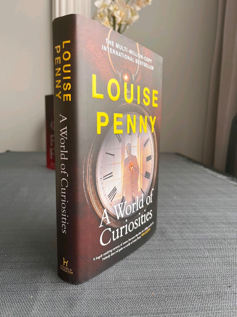 Louise Penny - A World of Curiosities İngilizce Gerilim Kitap - 2