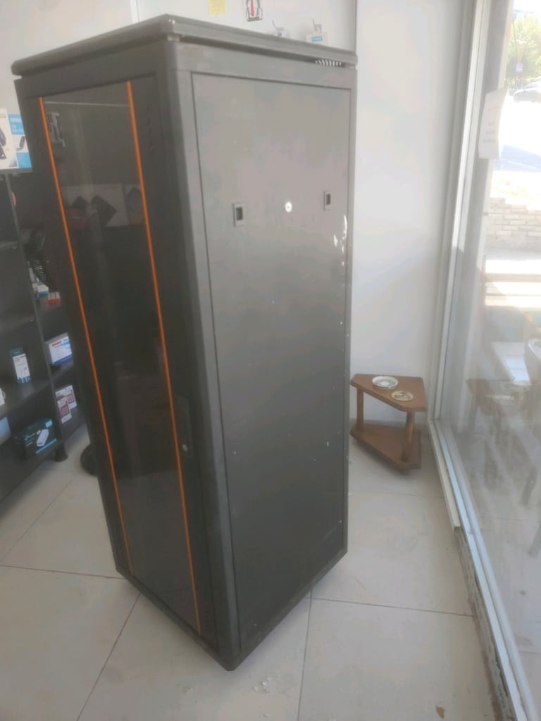 32U 600*600 19inç Dikili Tip Kabinet - 3