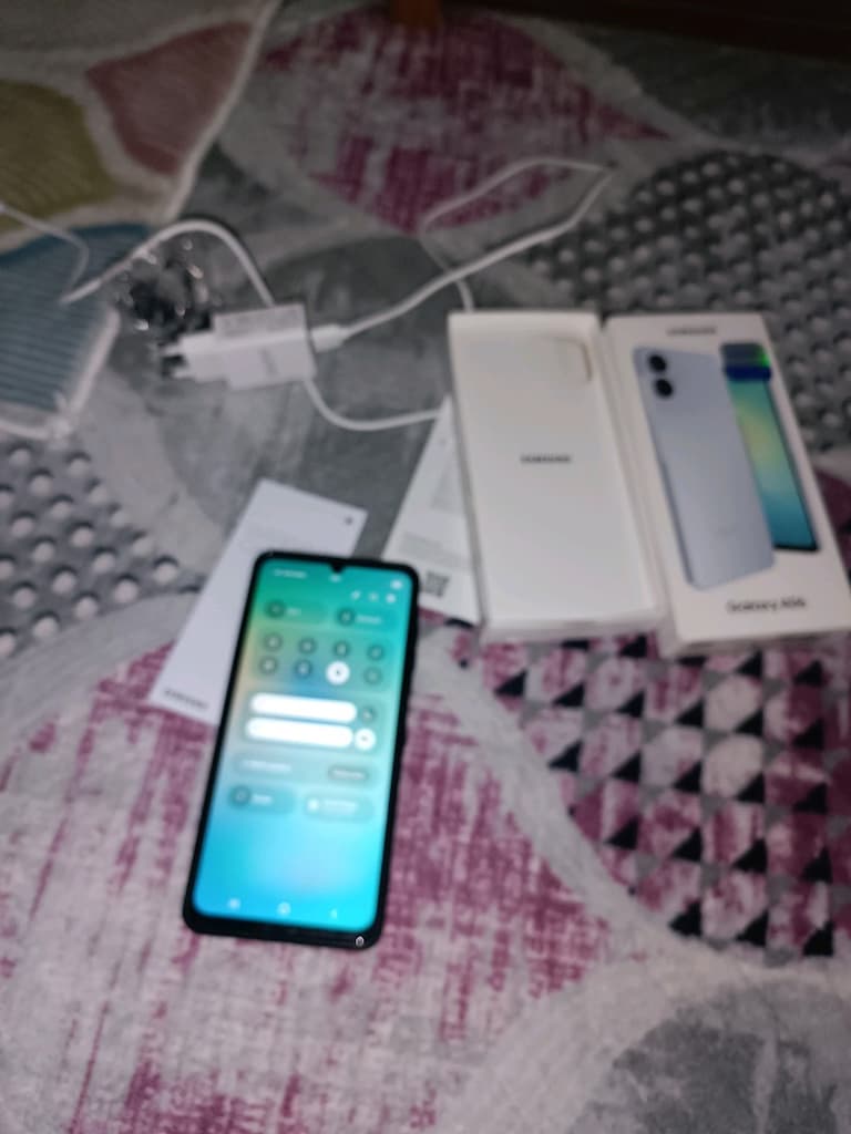 Samsung a06 128gb hafıza 4gb ram yurtiçi cihazı tr ciftsimli - 2