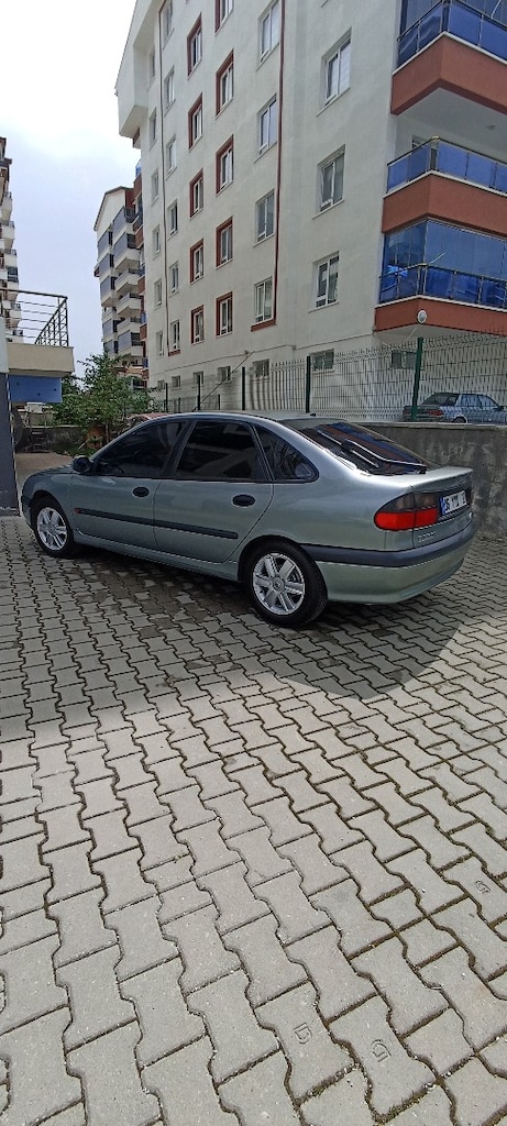 97 model laguna1 - 7