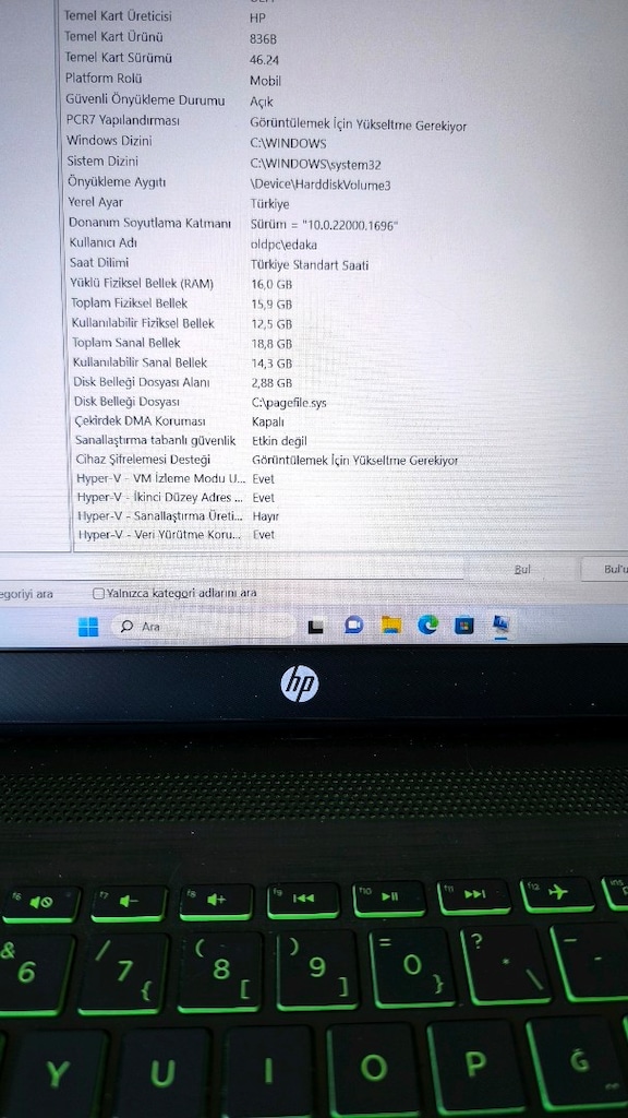 HP Pavilion Power Laptop - 5