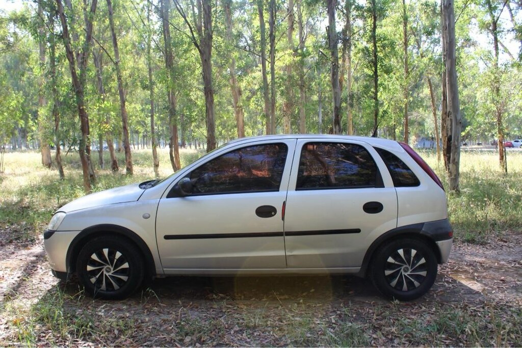 Opel Corsa C 1.2 2002 / 304 km - 4