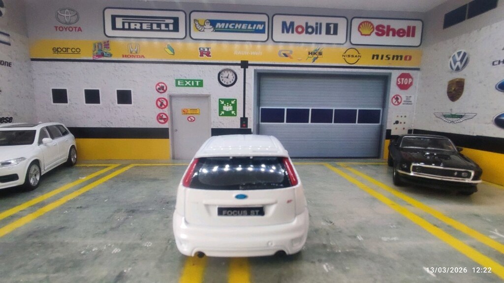 Ford Focus ST modeli metal diecast oyuncak araba - 8