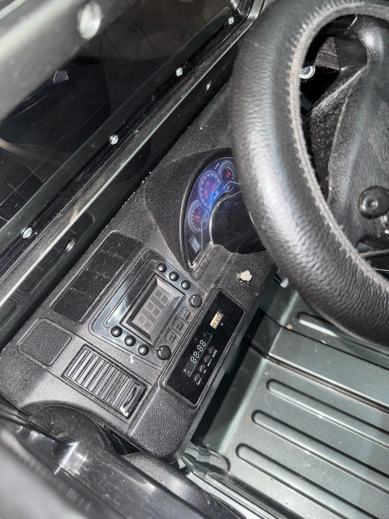 Akülü araba 12v * 12a Mercedes amg bhu439 - 6