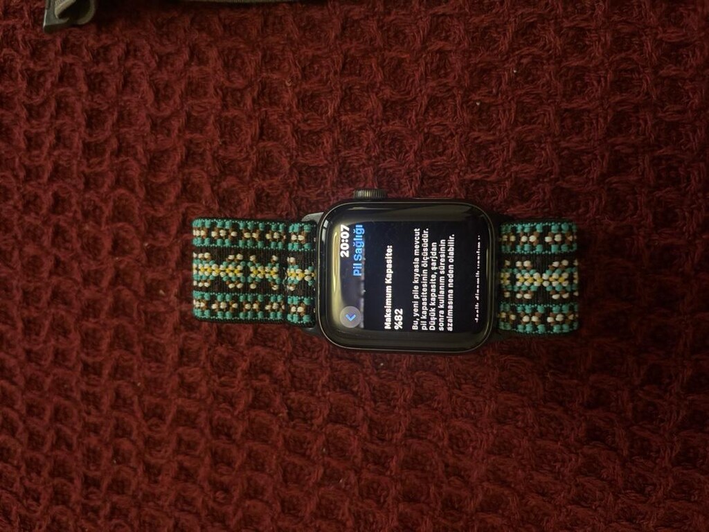 Apple Watch SE 1. Nesil 40mm + Kutu + 12 Kordon + Ekran Koruyucu - 2