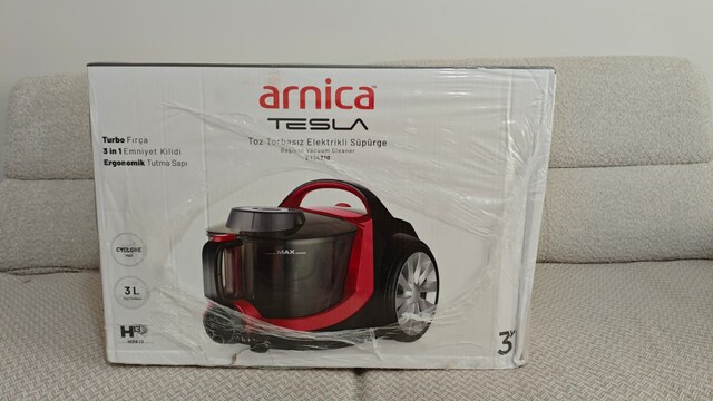 SIFIR Kapalı Kutu Arnica Tesla Kırmızı 750W