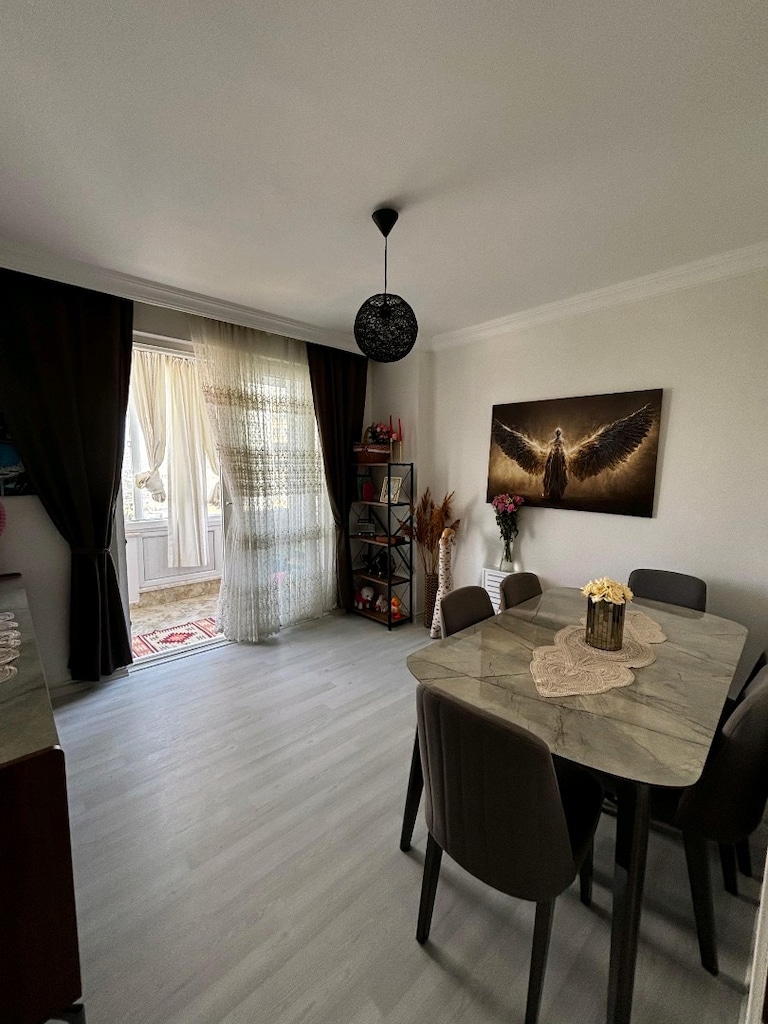 6 ve 8 kişilik yemek odası takımı - 6