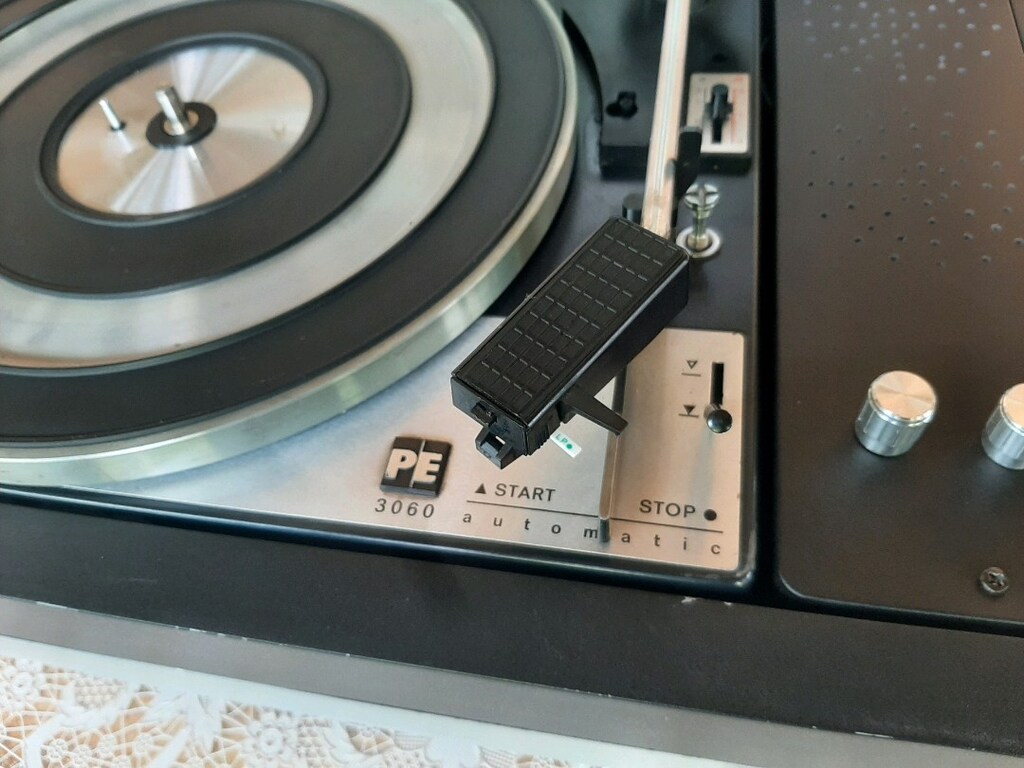 TELEFUNKEN PIKAP CIFT TARAFLI IGNE - 2