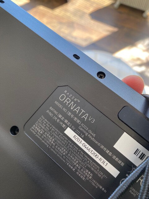 Razer Ornata V3 RGB Mecha-Membrane Switch Kablolu Oyuncu Klavyesi