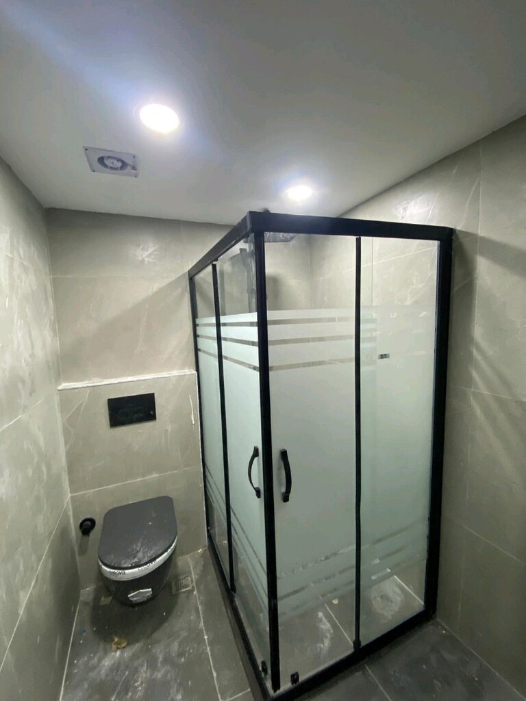 DUŞAKABİNDE FIRSAT - 14