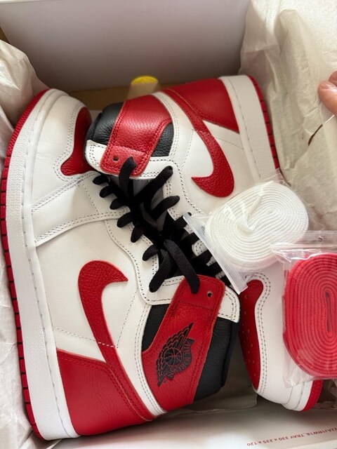 Air Jordan 1 Retro High OG Heritage
