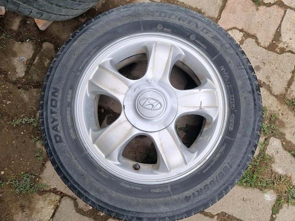 4x100 Hyundai Accent Eradan cikma orjinal celik jant lastik. 185/65/14 - 2