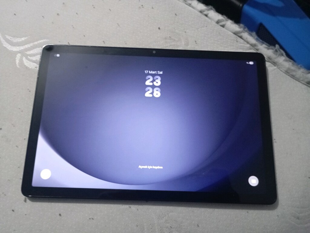 SAMSUNG TAB A9+ PLUS SM X210 - 11