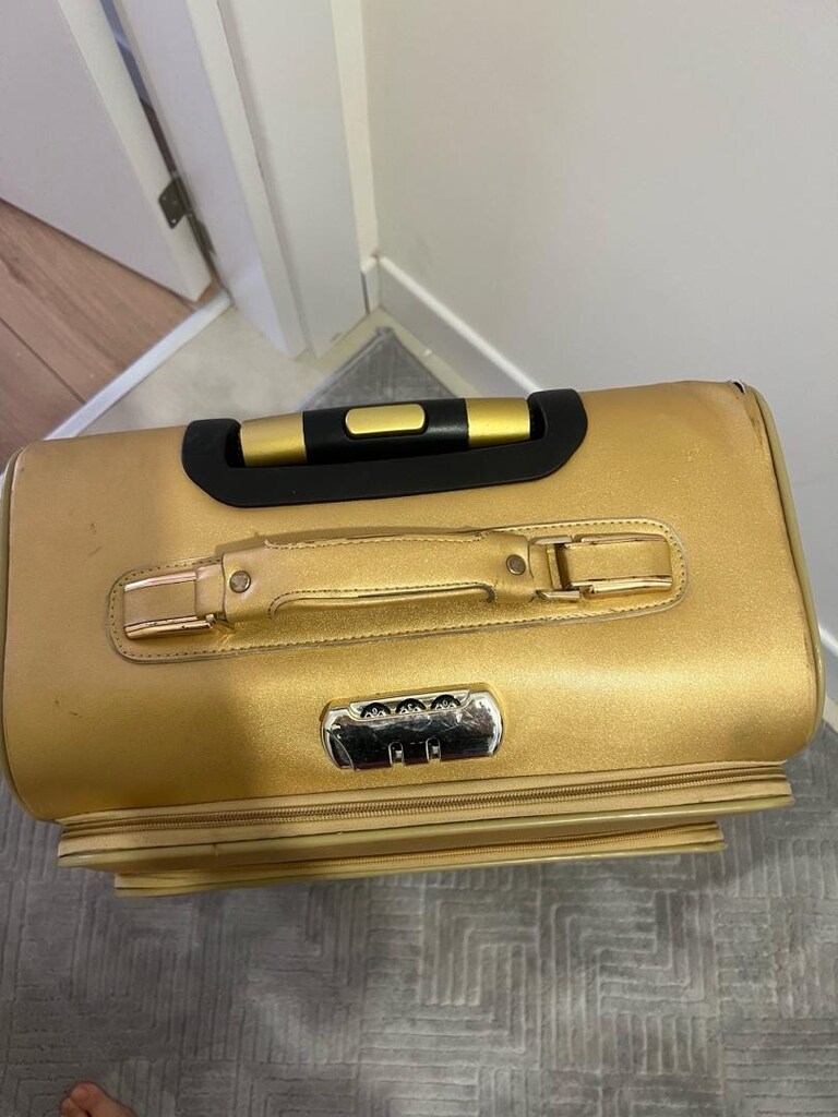 40x60 gold renk ortaboy valiz - 2