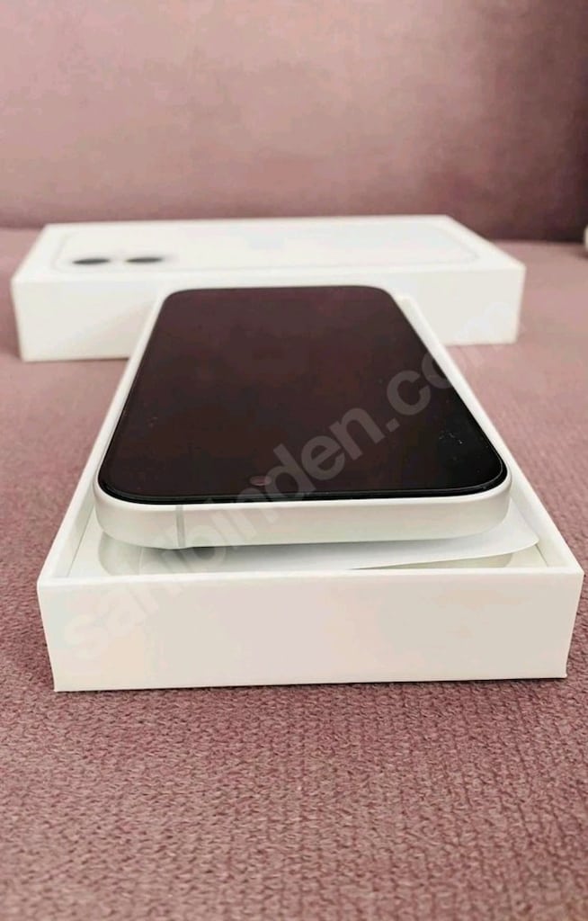 Sıfır Niyetine Nokta Hatasız Çiziksiz İphone 17 256 GB Beyaz - 8