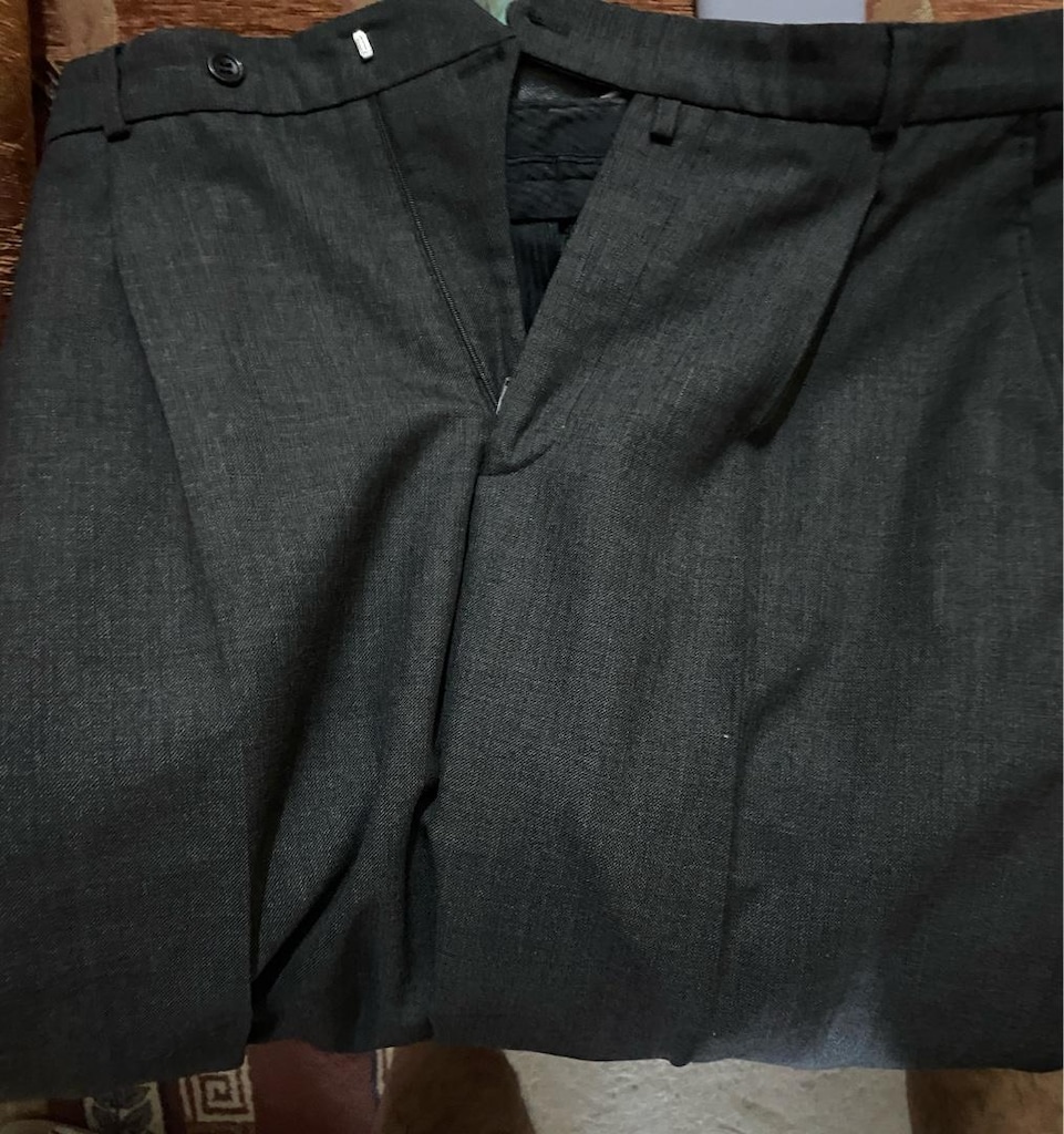 40 beden siyah kumaş pantolon yazlık 500 tl - 3